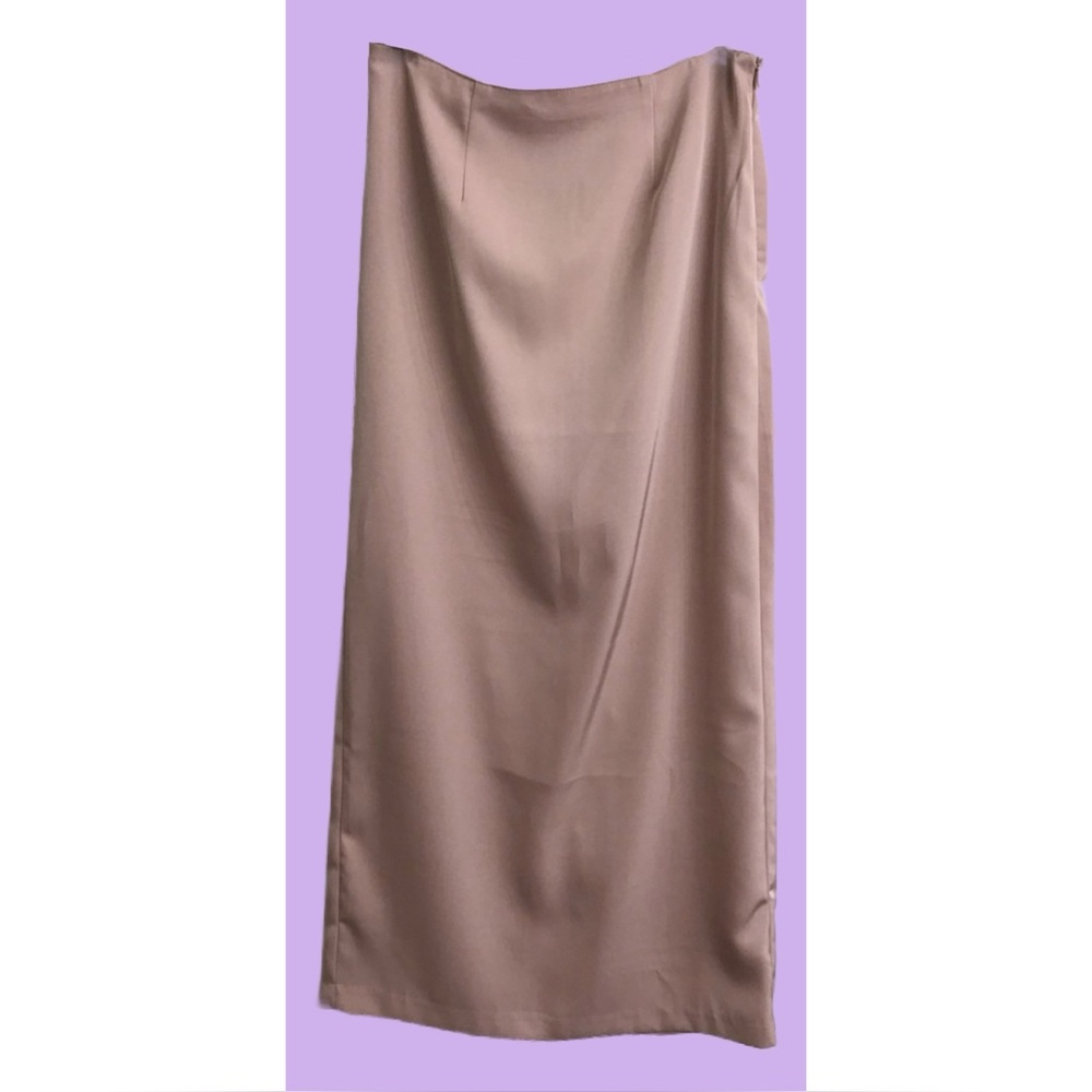 ✨ The Frankie Shop - baby pink silk pencil skirt XS